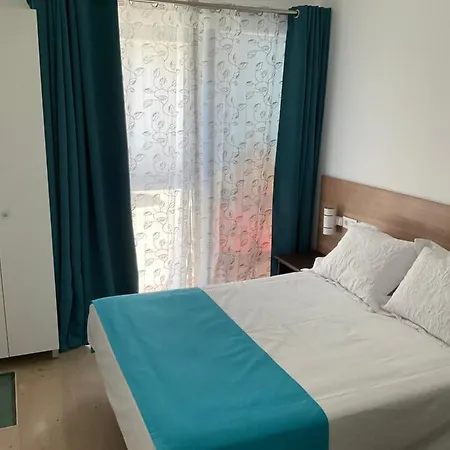 Med The Blue Med Gæstehus